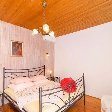 Villa Stunning In With Private Pool Pridvorje