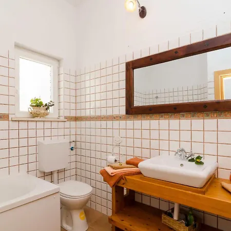 Stunning In With Private Pool * Pridvorje