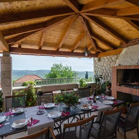 Stunning In With Private Pool * Pridvorje