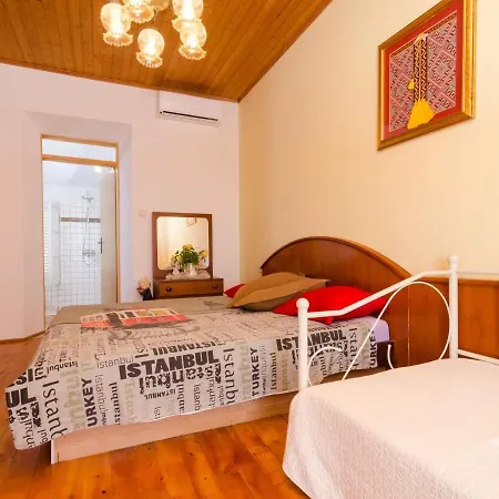 Stunning In With Private Pool Vila